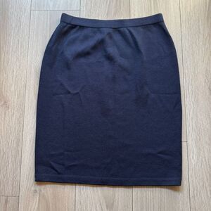 St John Basics Santana Knit Skirt Pencil Straight Navy Wool Blend Elastic Waist